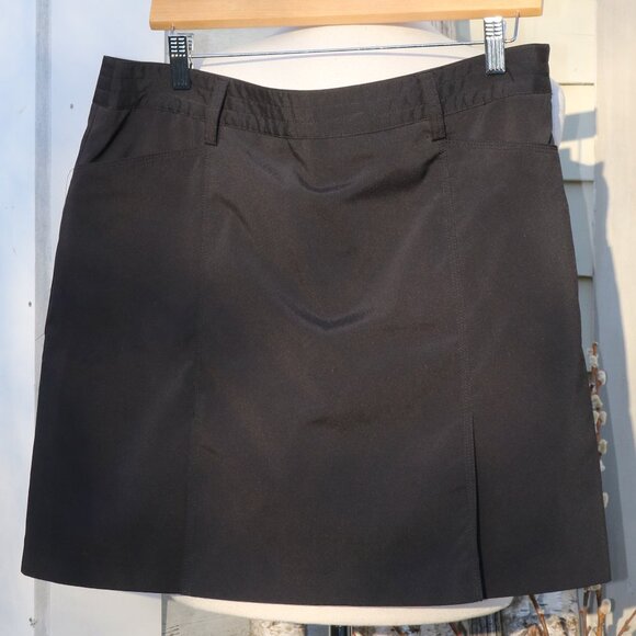 Nivo Sport Black Front Pleat Stretch Athleisure GOLF Skort Sz 10 - Picture 1 of 8